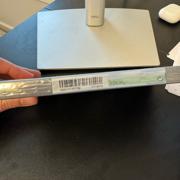 NEW Grand Theft Auto 4 Xbox 360 - Picture 2 of 3